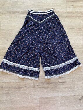 Vintage Girls Gunne Sax Culottes Pants Skirt Boho Prairie Floral Lace Size 5